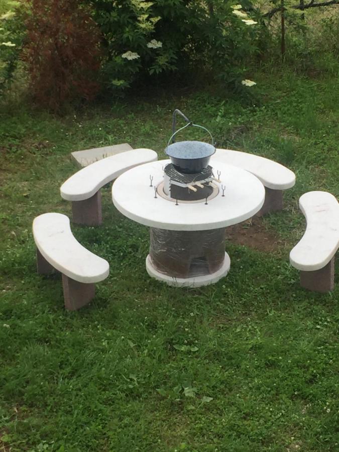 Lelle -kert Apartman 03 Balatonlelle Eksteriør bilde